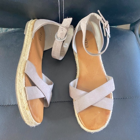 A.N.A Espadrilles Sandals Light Grey Size 8.5 - Picture 2 of 13